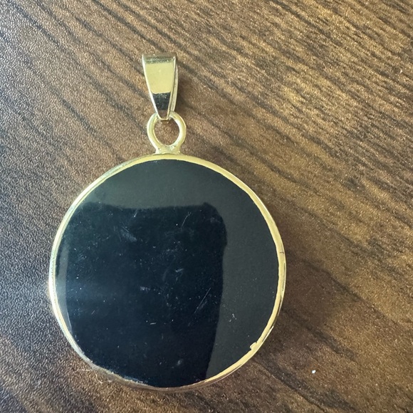 Karis Enamel Flower Medallion Pendant - Picture 5 of 7